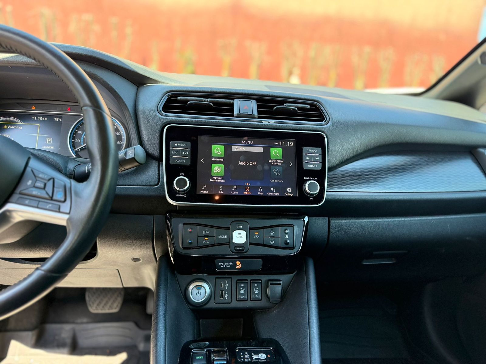 2023 Nissan LEAF