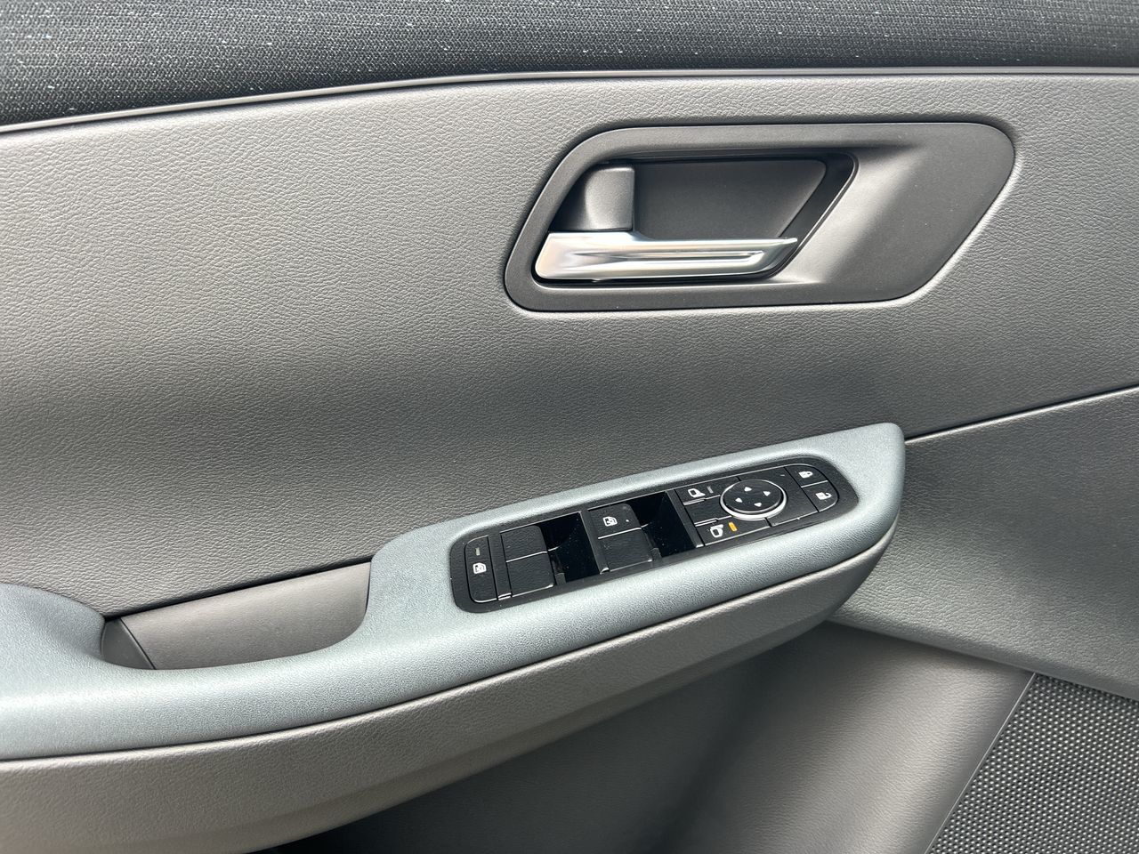2026 Nissan LEAF in North Vancouver, British Columbia