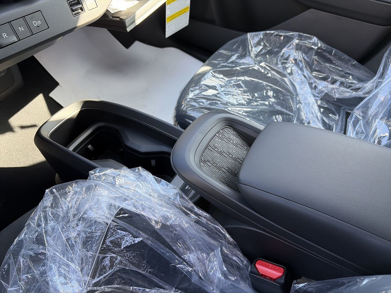 2027 Nissan LEAF