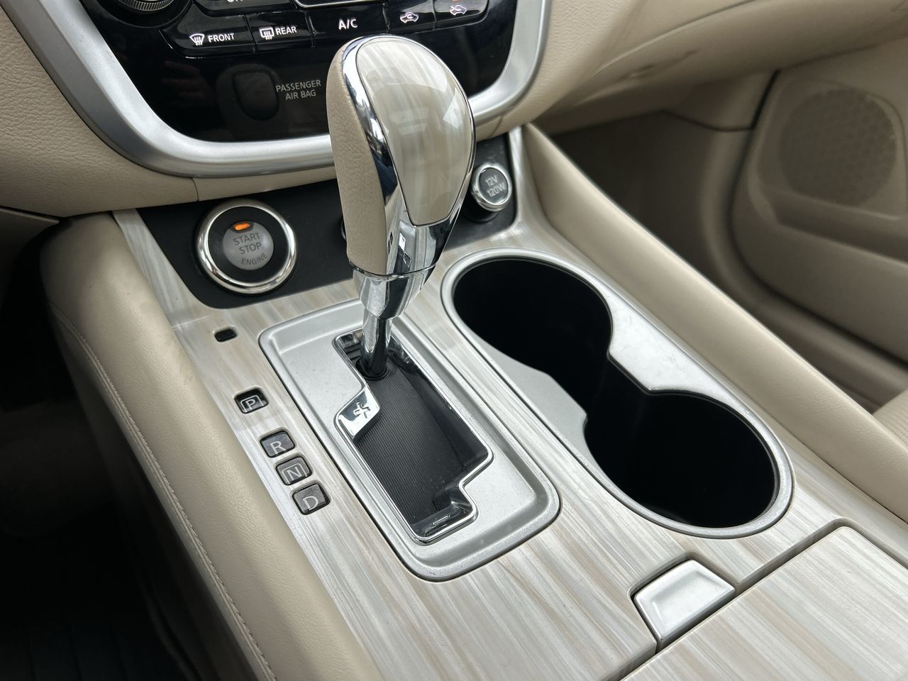 2015 Nissan Murano in North Vancouver, British Columbia