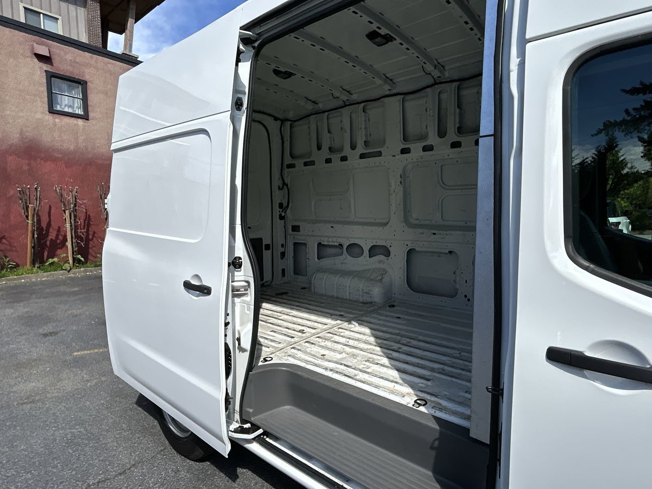2018 Nissan NV 2500 Cargo