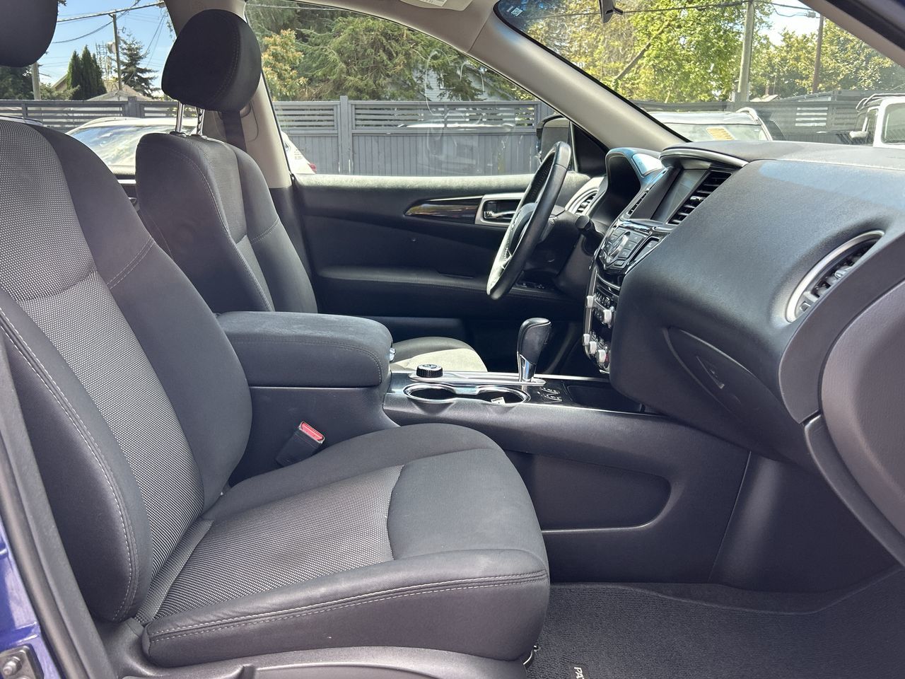 Nissan Pathfinder  2017 à Vancouver nord, Colombie-Britannique