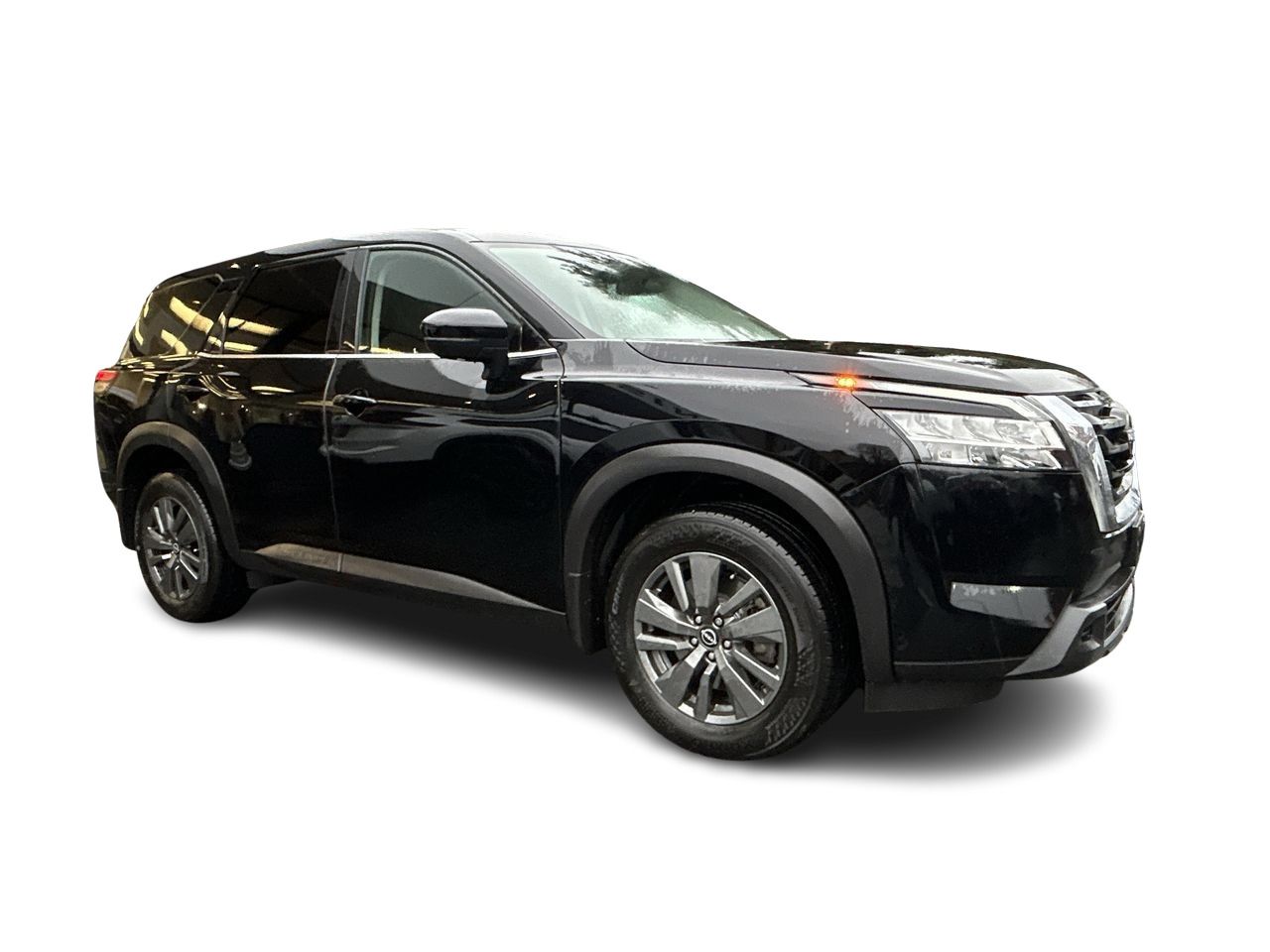 2022 Nissan Pathfinder in North Vancouver, British Columbia