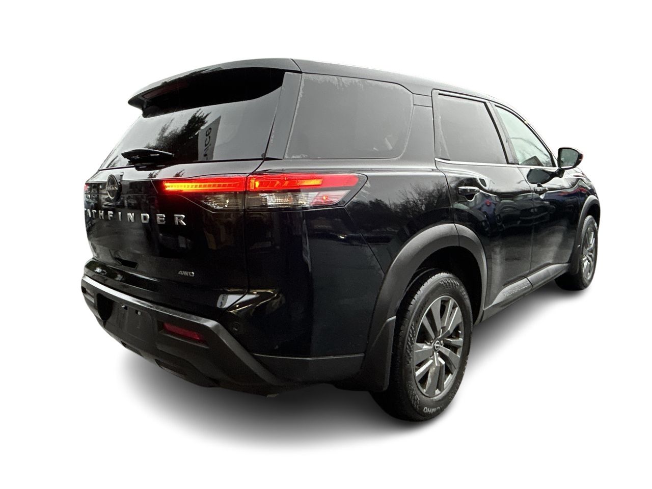 2022 Nissan Pathfinder in North Vancouver, British Columbia