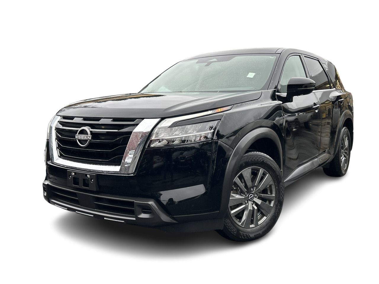 2022 Nissan Pathfinder in North Vancouver, British Columbia