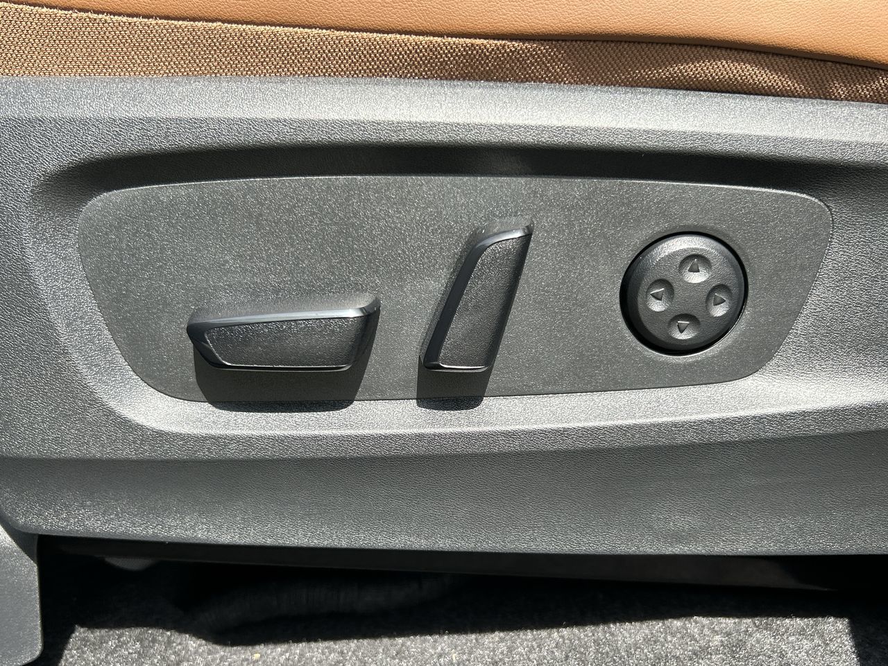 2025 Nissan Pathfinder in North Vancouver, British Columbia