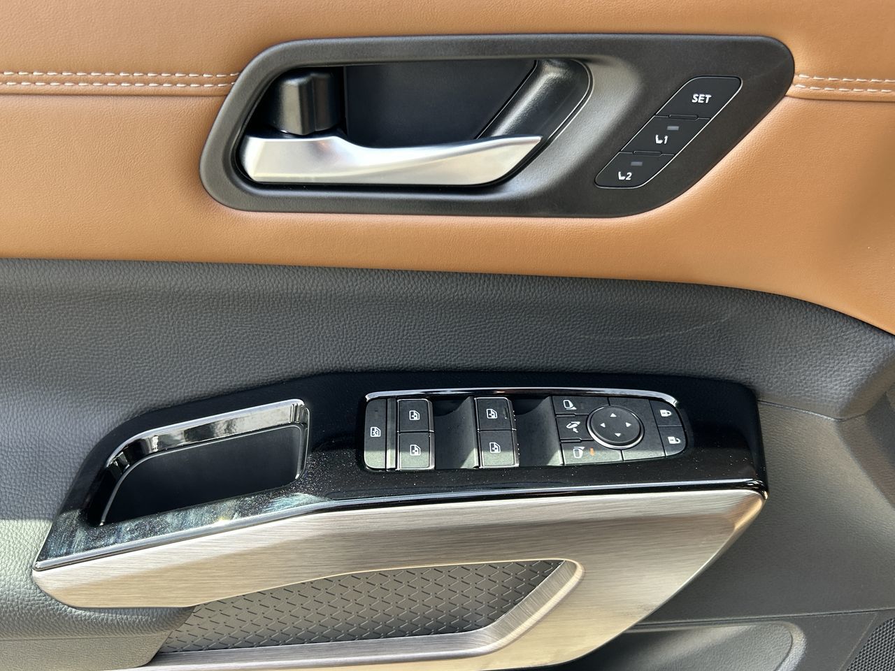 2025 Nissan Pathfinder in North Vancouver, British Columbia