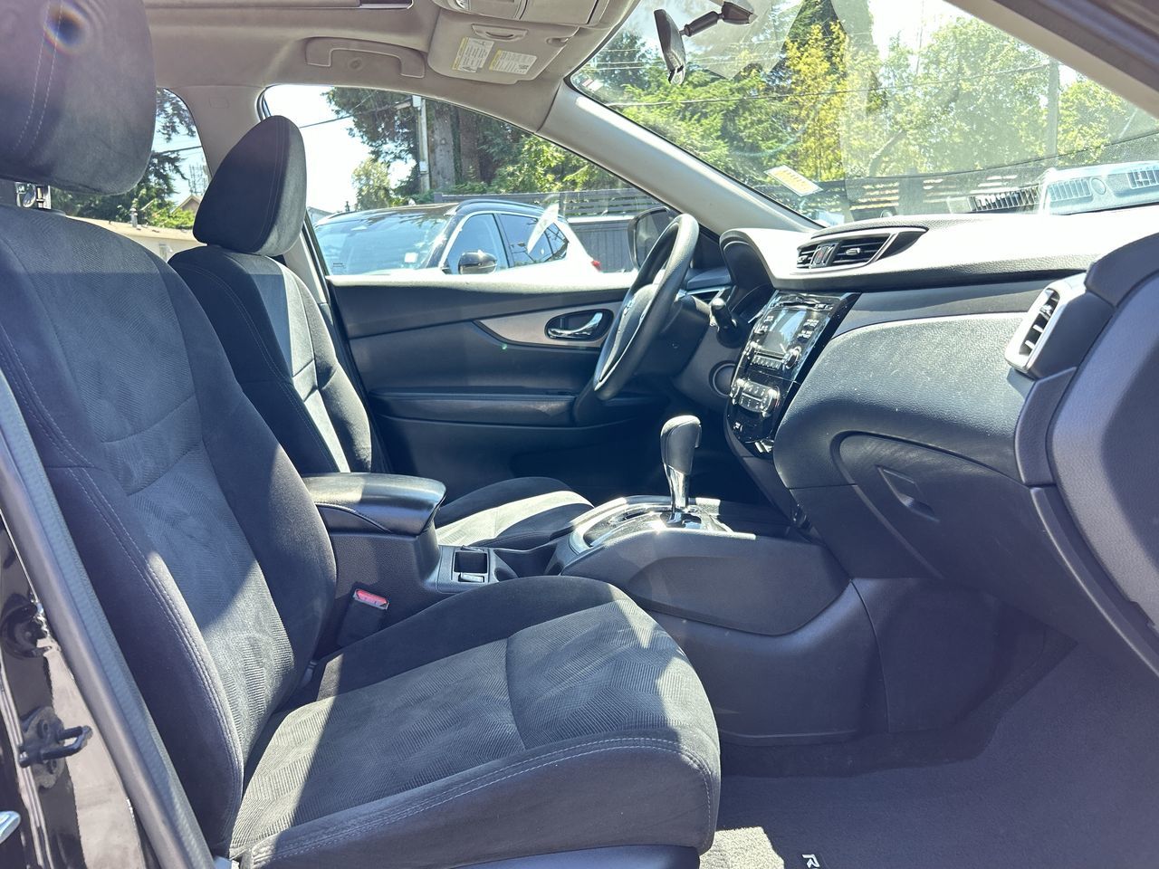 2014 Nissan Rogue in North Vancouver, British Columbia