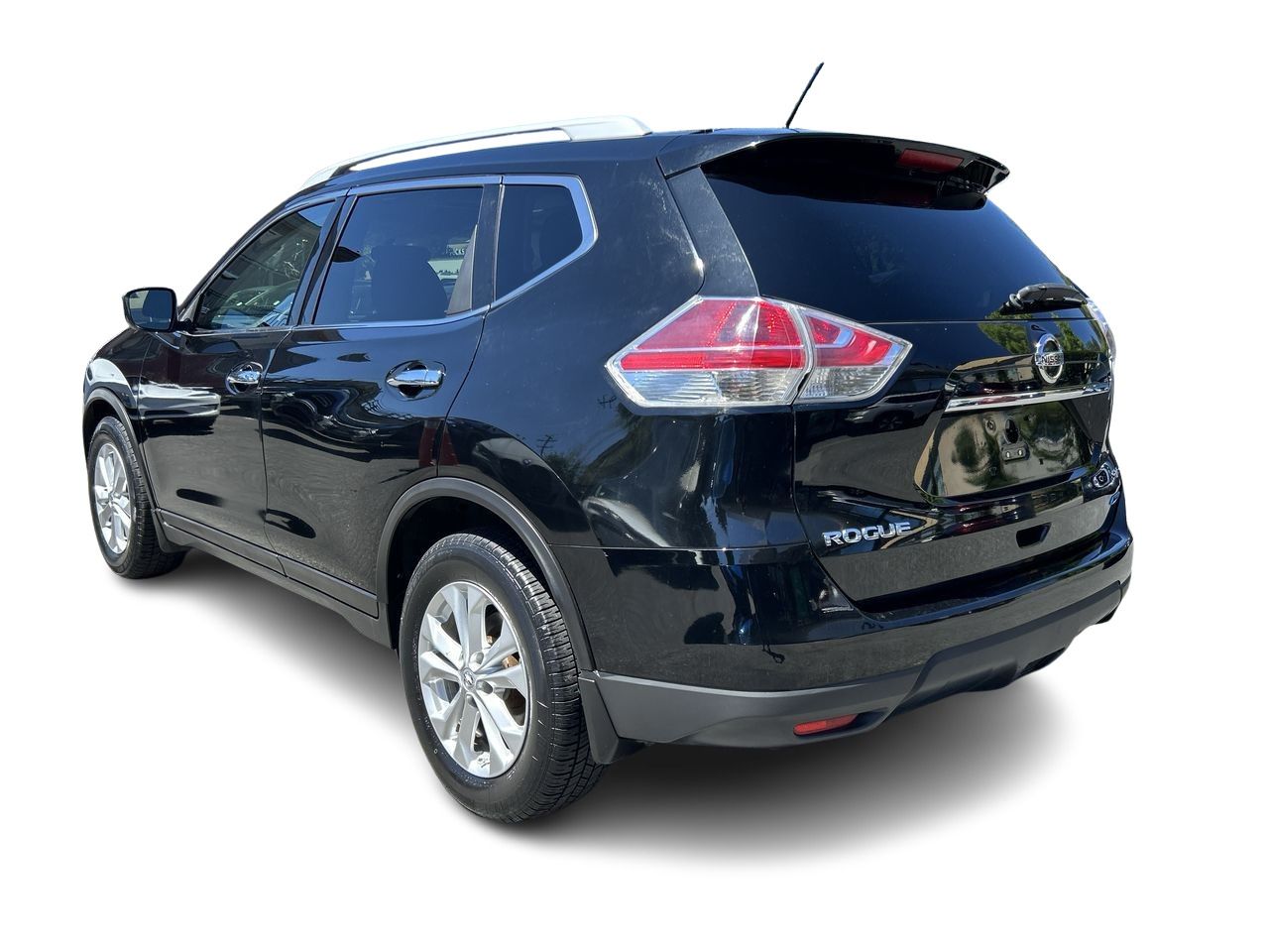 2014 Nissan Rogue in North Vancouver, British Columbia