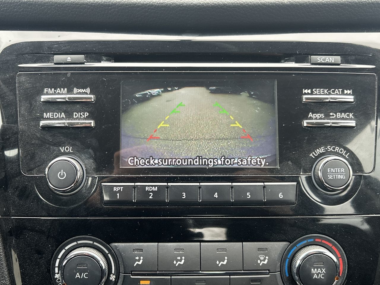 2016 Nissan Rogue in North Vancouver, British Columbia