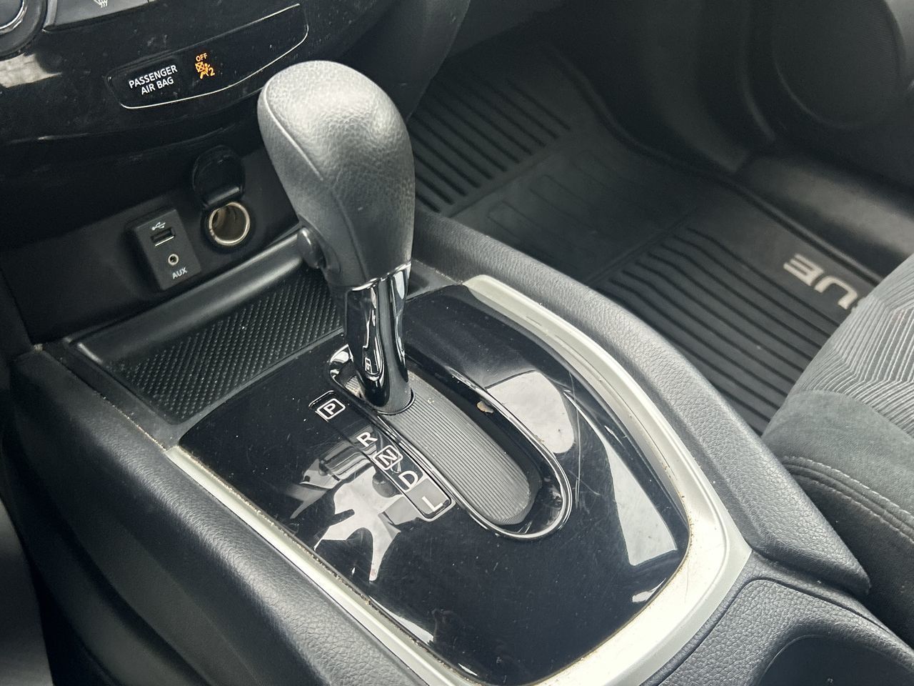 2016 Nissan Rogue in North Vancouver, British Columbia
