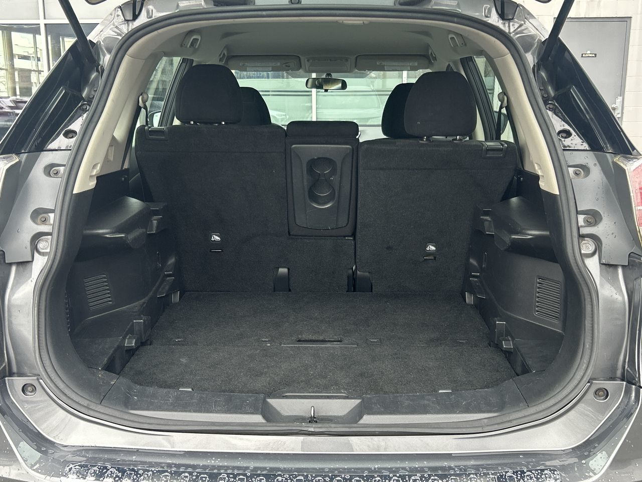 2016 Nissan Rogue in North Vancouver, British Columbia