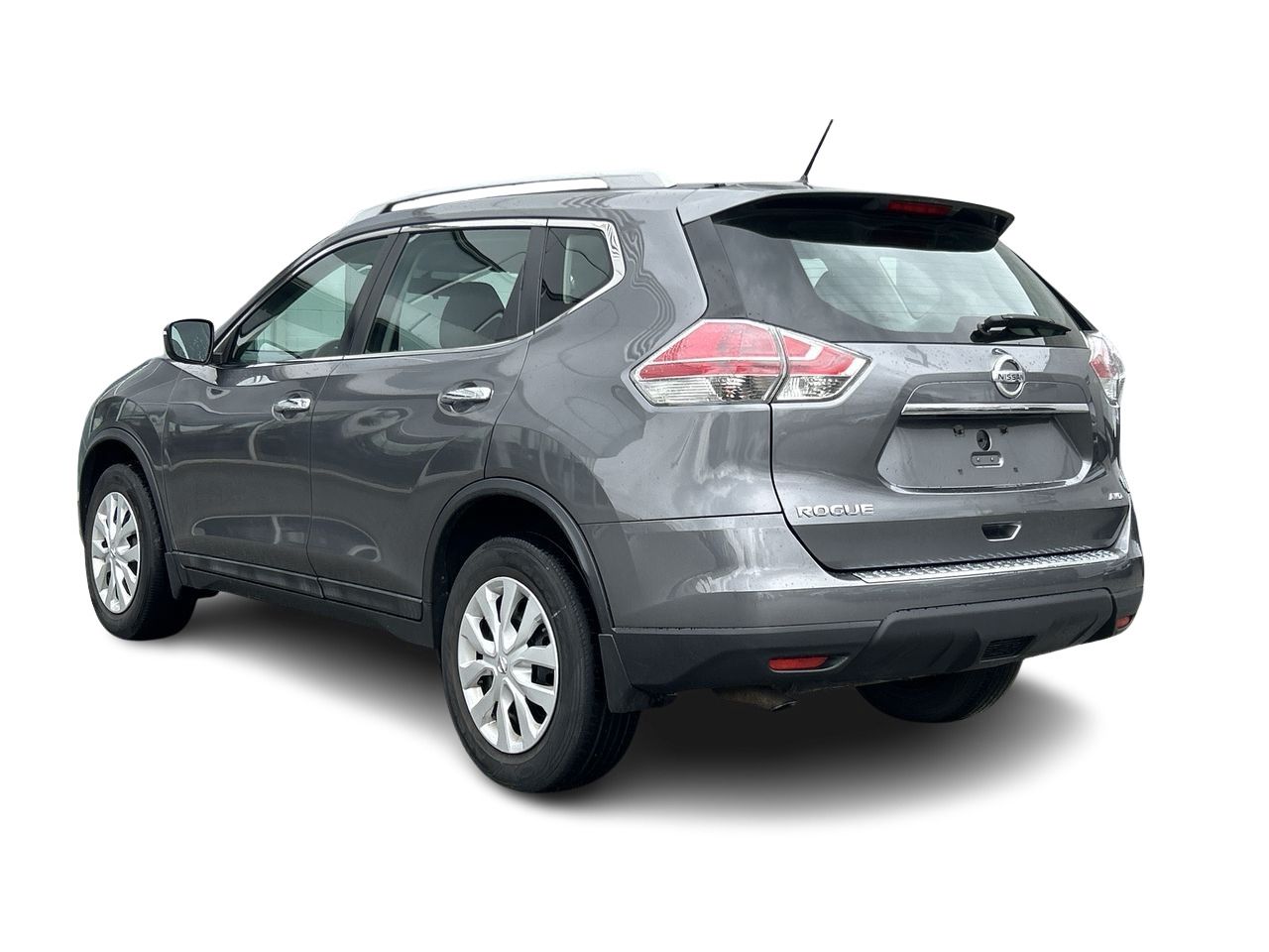 2016 Nissan Rogue in North Vancouver, British Columbia