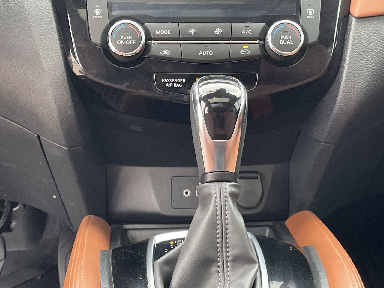 2018 Nissan Rogue in North Vancouver, British Columbia
