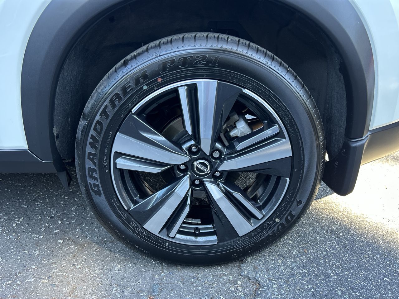 2021 Nissan Rogue in North Vancouver, British Columbia