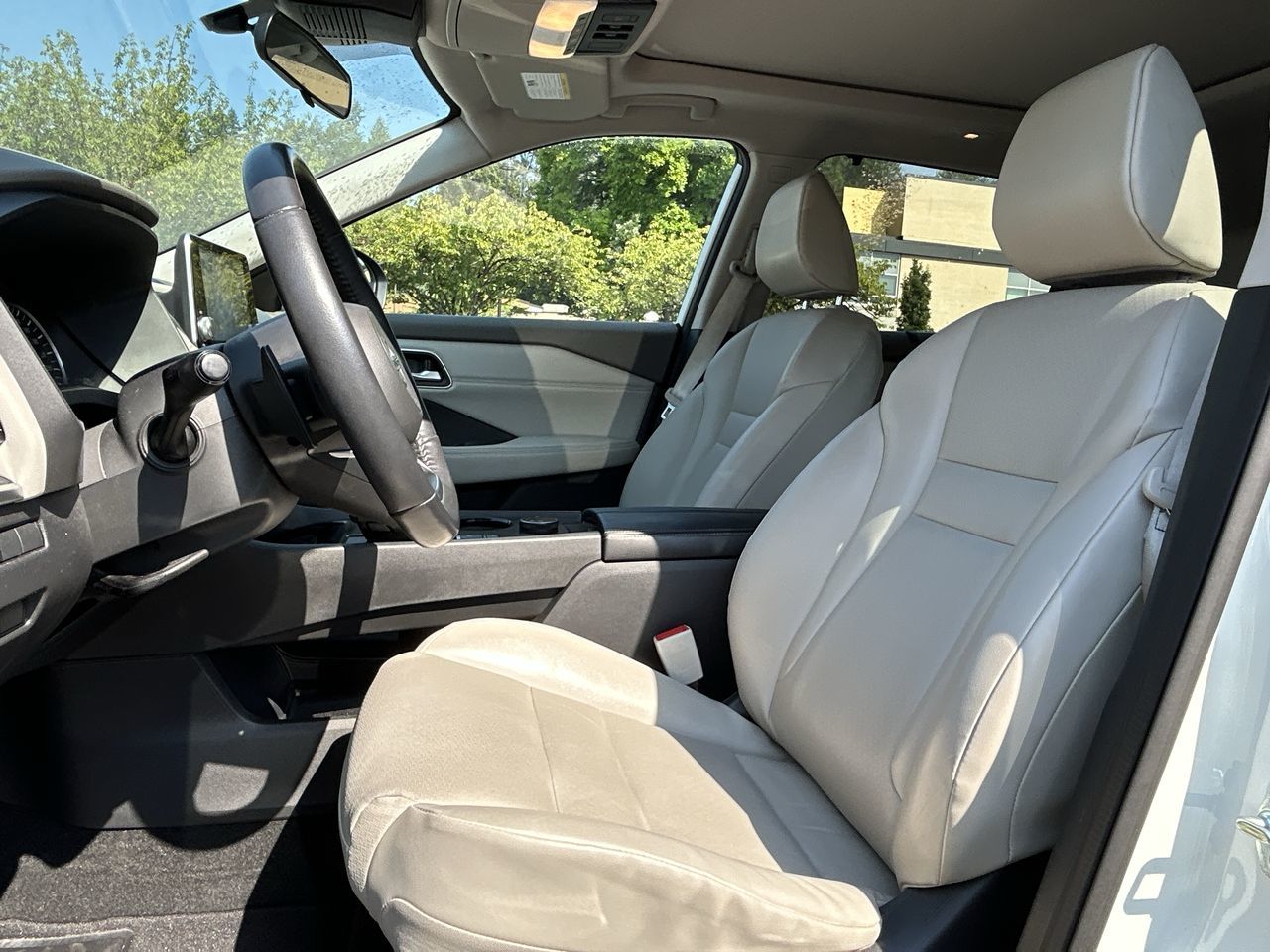 2021 Nissan Rogue in North Vancouver, British Columbia