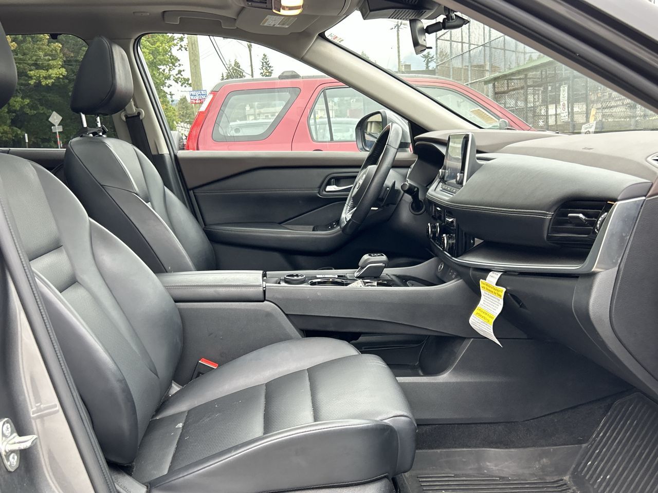 2022 Nissan Rogue in North Vancouver, British Columbia