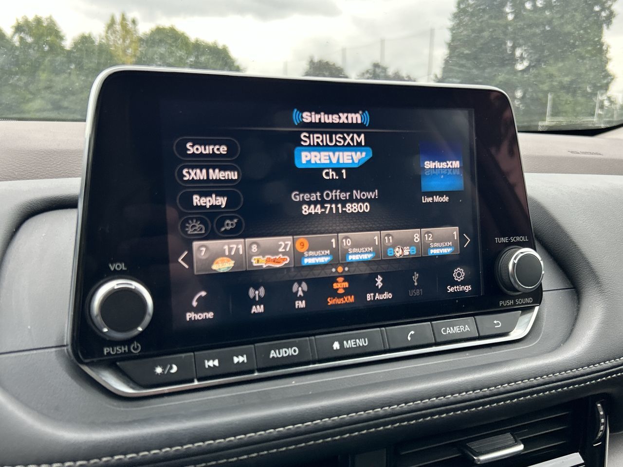 2022 Nissan Rogue in North Vancouver, British Columbia