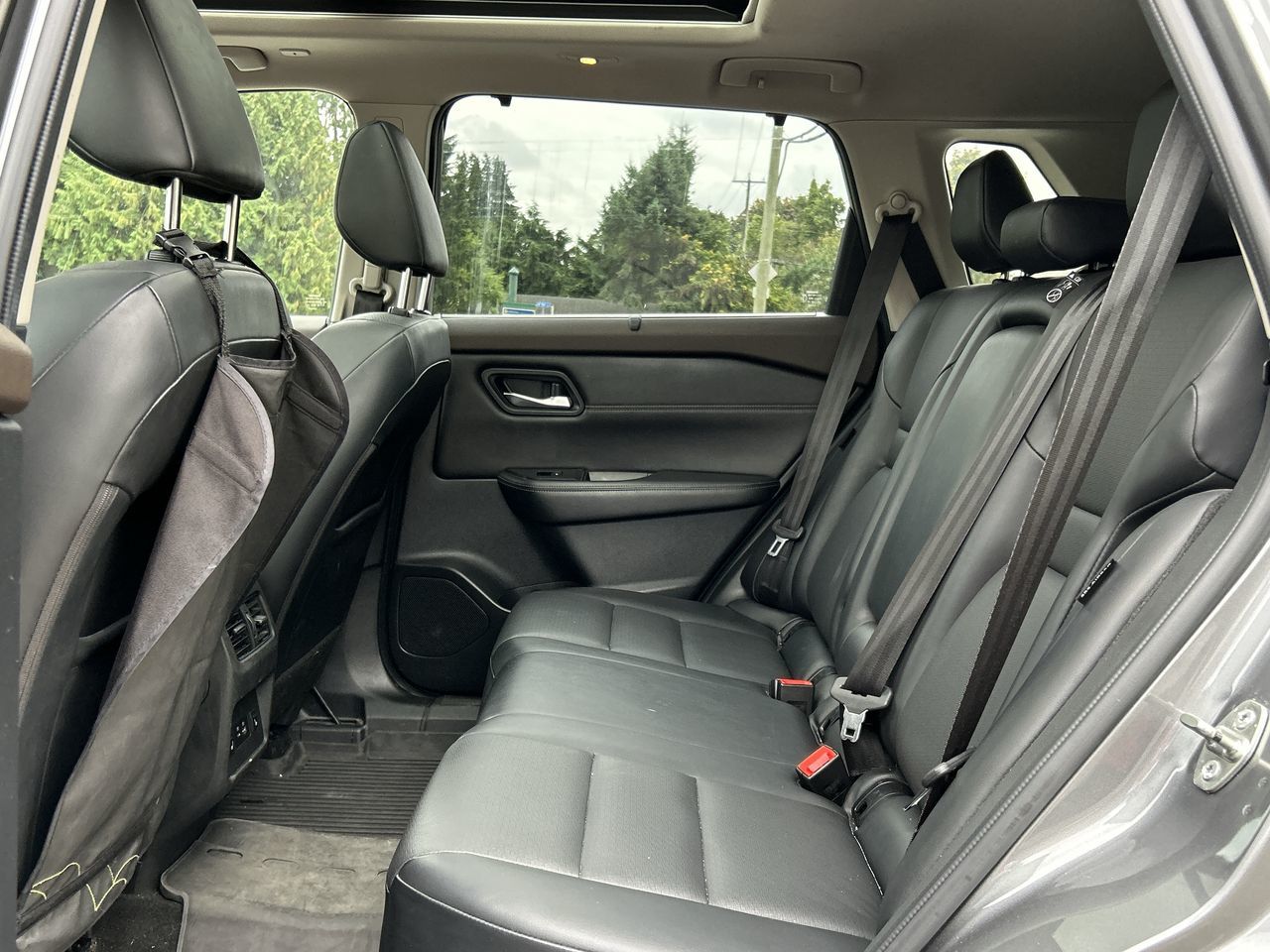 2022 Nissan Rogue in North Vancouver, British Columbia