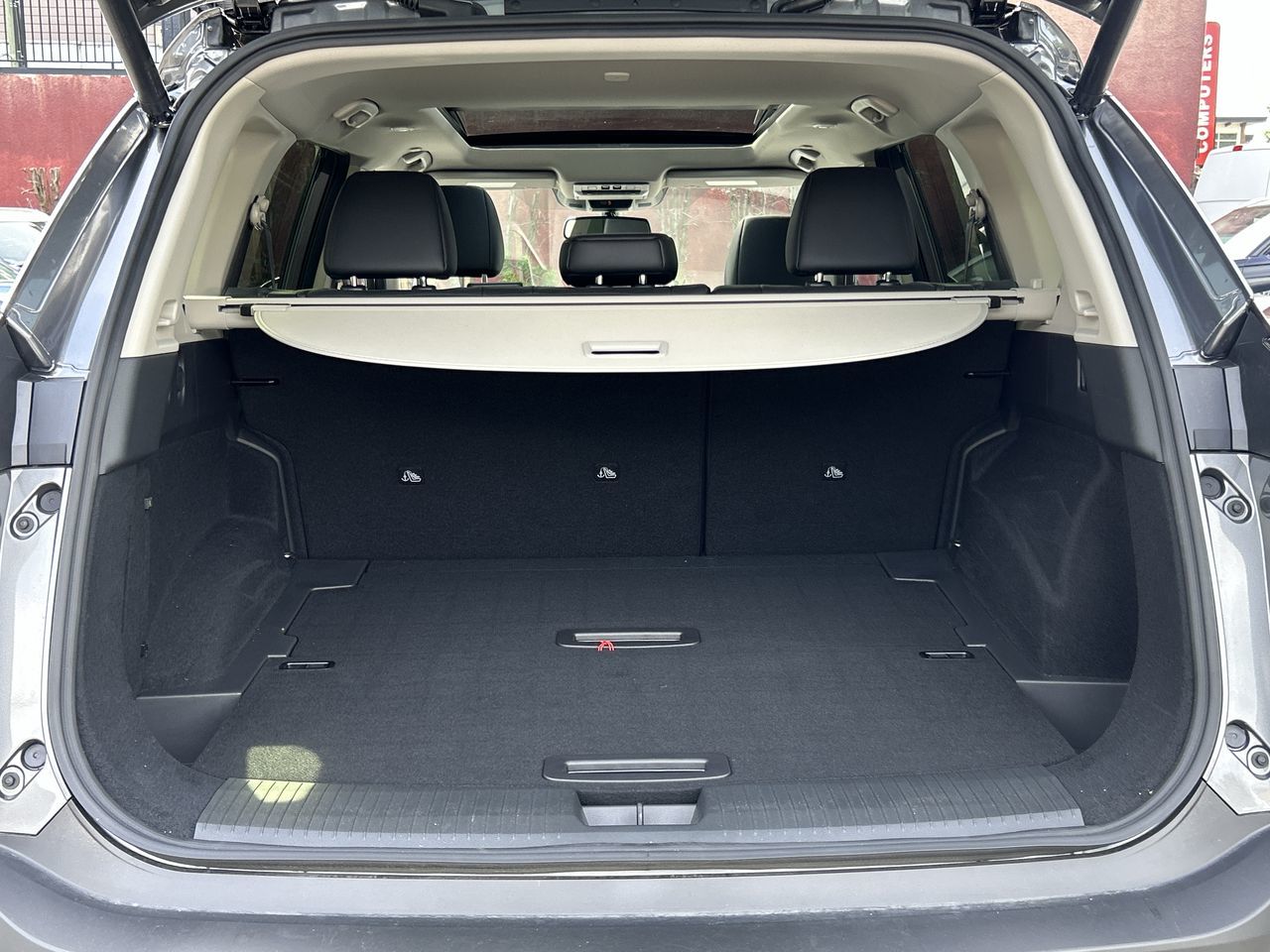2023 Nissan Rogue in North Vancouver, British Columbia