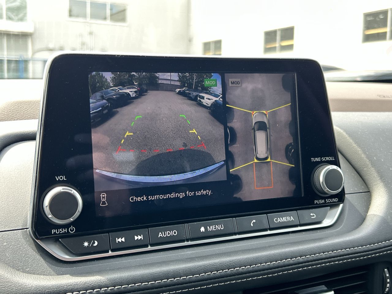2023 Nissan Rogue in North Vancouver, British Columbia