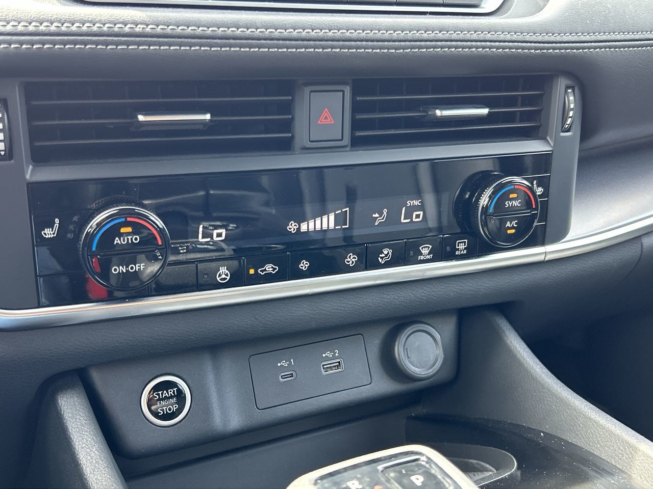 2023 Nissan Rogue in North Vancouver, British Columbia