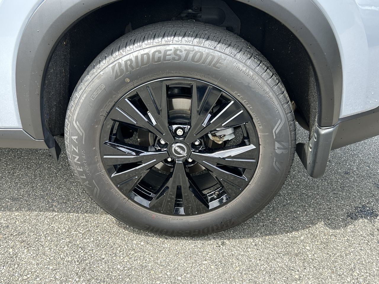 2023 Nissan Rogue in North Vancouver, British Columbia