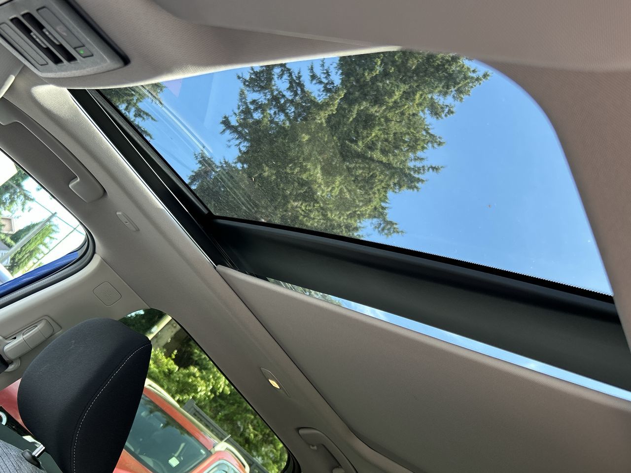2023 Nissan Rogue in North Vancouver, British Columbia