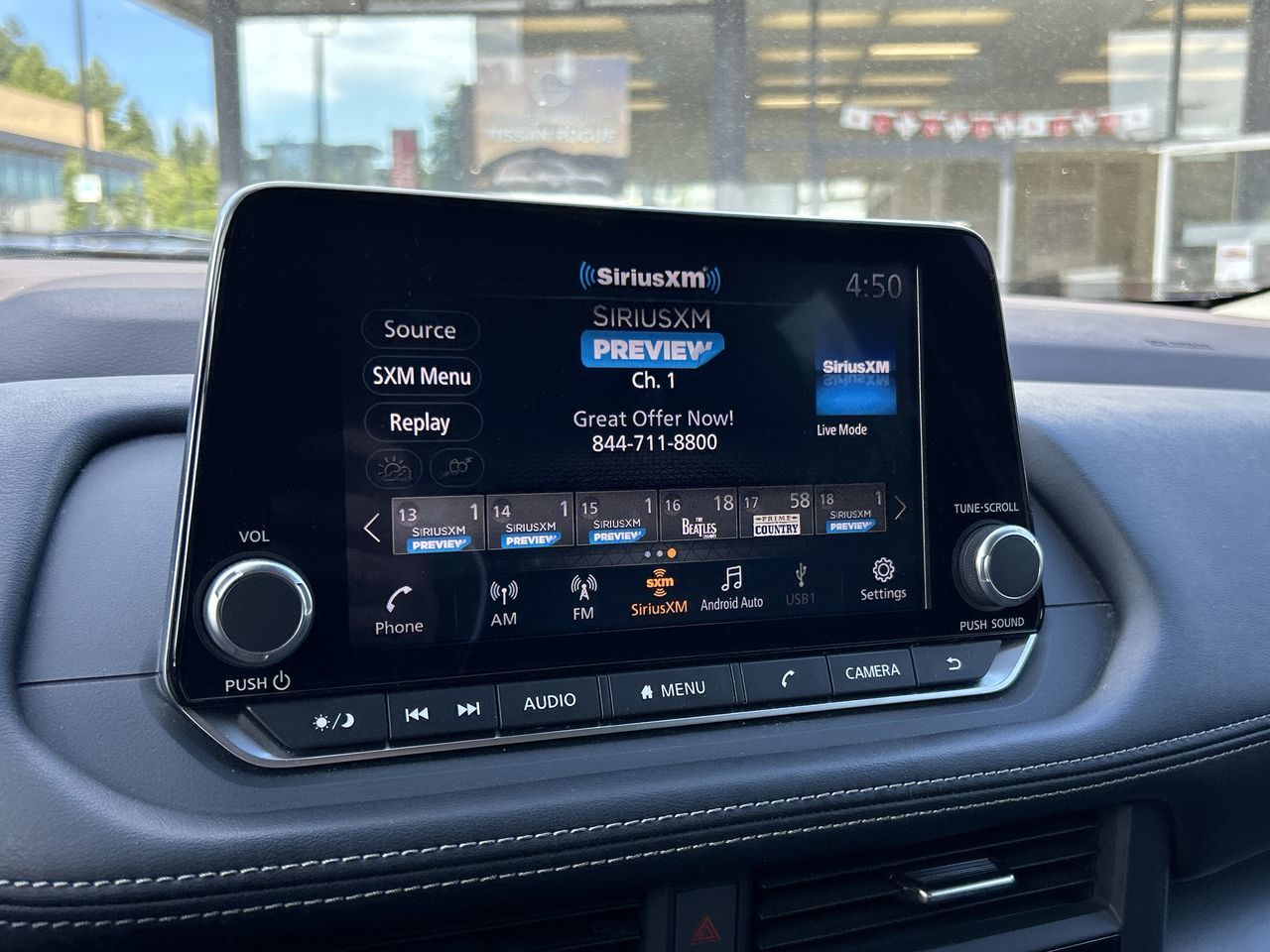 2023 Nissan Rogue in North Vancouver, British Columbia