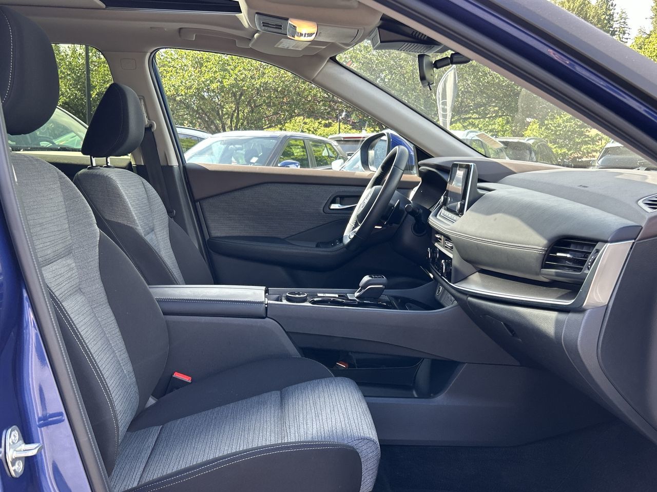 2023 Nissan Rogue in North Vancouver, British Columbia