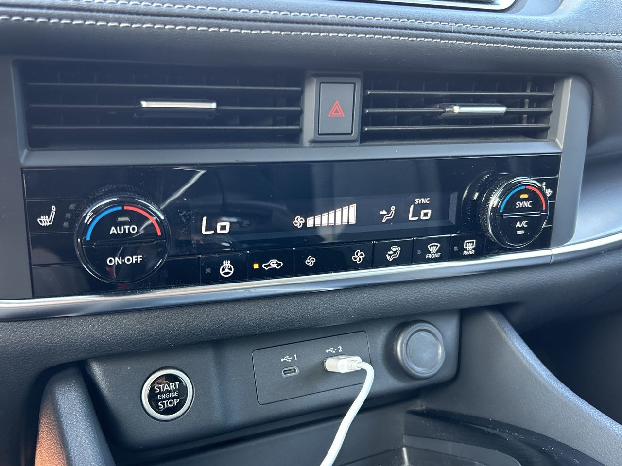 2023 Nissan Rogue in North Vancouver, British Columbia