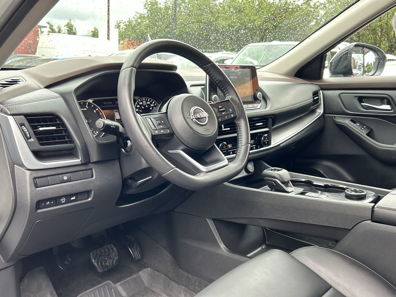 2023 Nissan Rogue in North Vancouver, British Columbia
