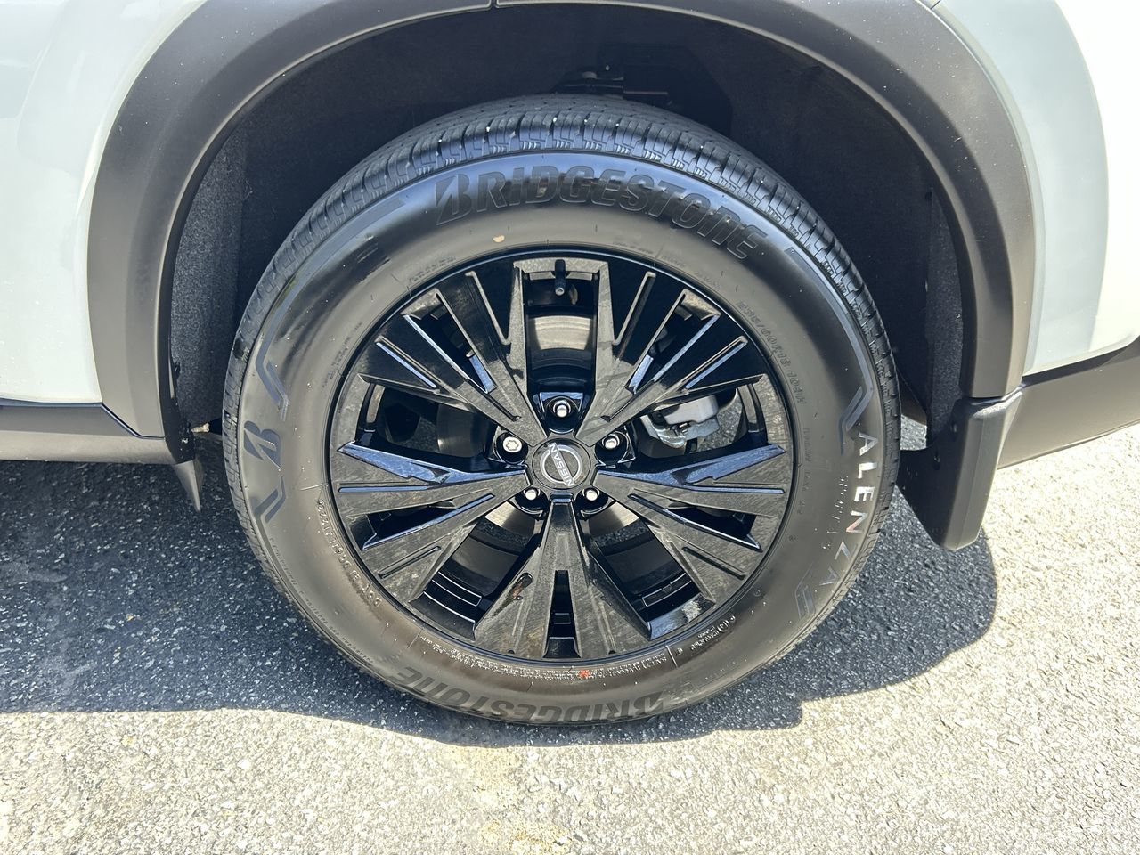 2023 Nissan Rogue in North Vancouver, British Columbia