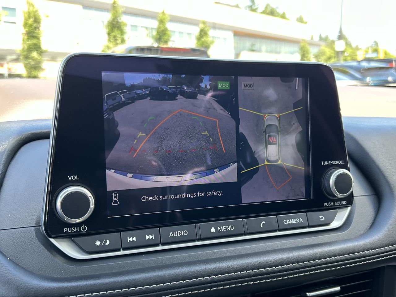 2023 Nissan Rogue in North Vancouver, British Columbia