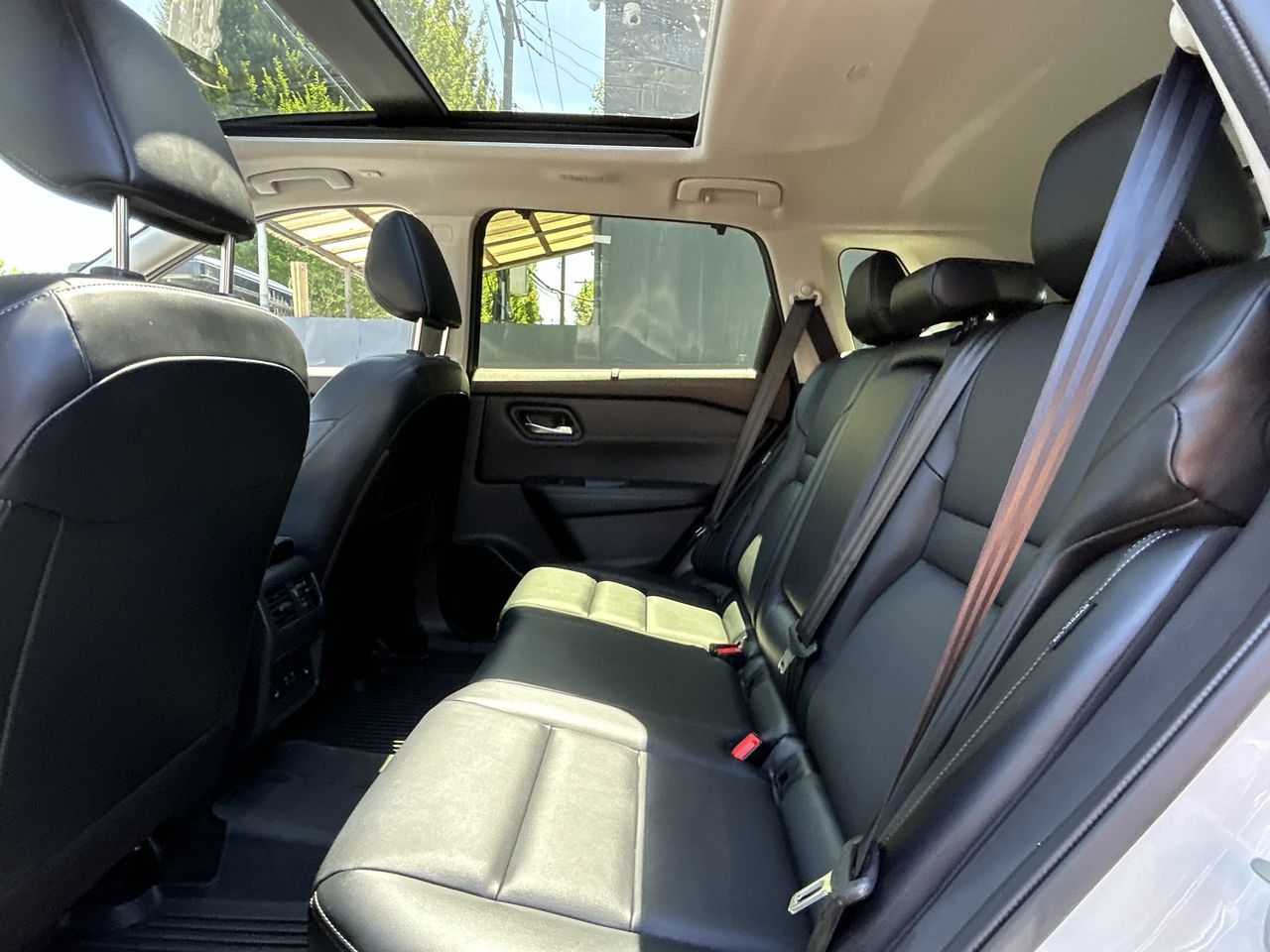 2023 Nissan Rogue in North Vancouver, British Columbia