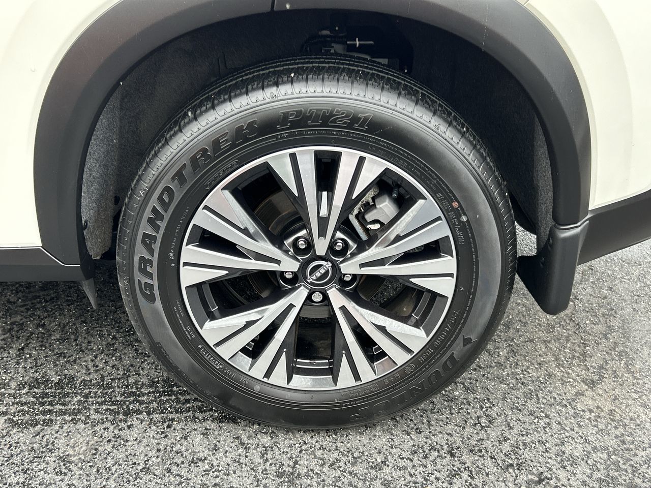 2023 Nissan Rogue in North Vancouver, British Columbia