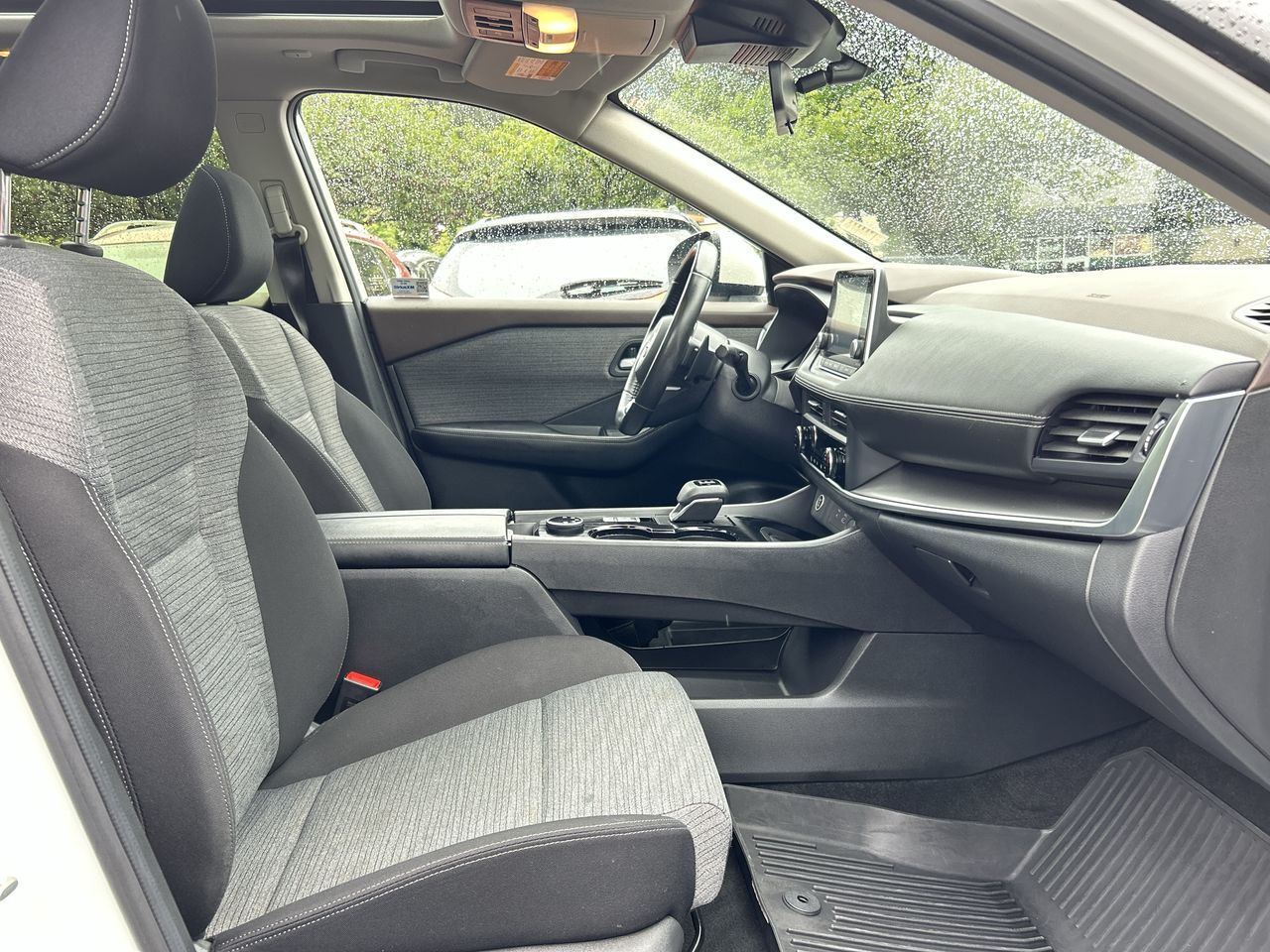 2023 Nissan Rogue in North Vancouver, British Columbia