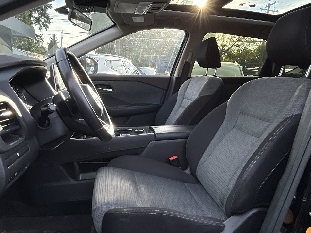 2023 Nissan Rogue in North Vancouver, British Columbia