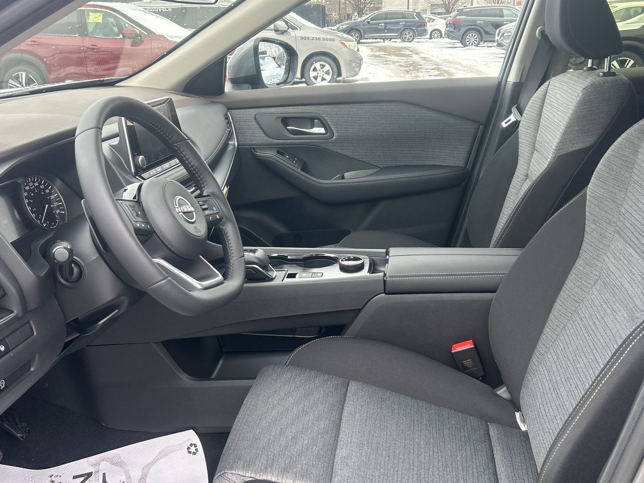 2023 Nissan Rogue in North Vancouver, British Columbia