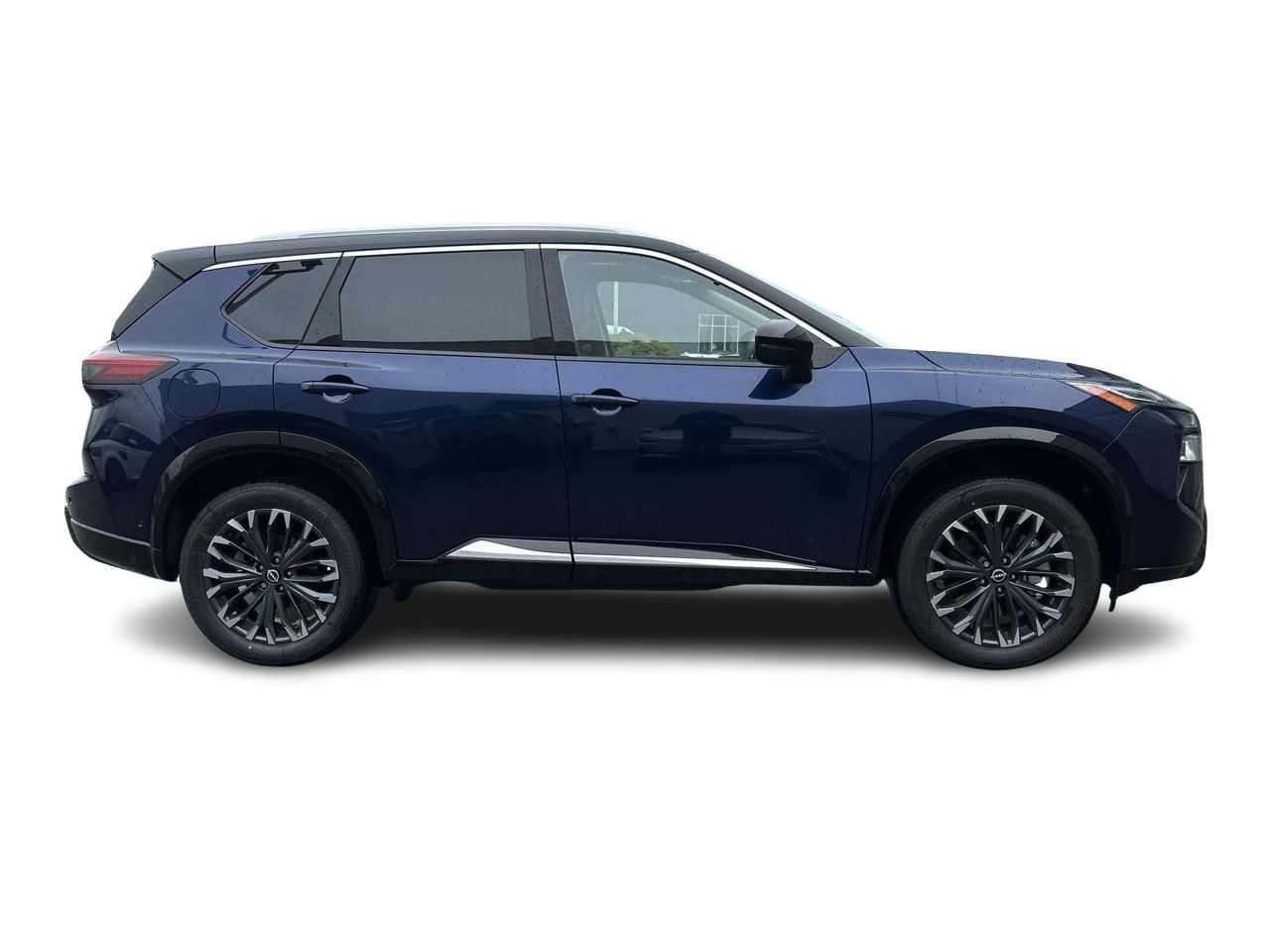 2025 Nissan Rogue in North Vancouver, British Columbia