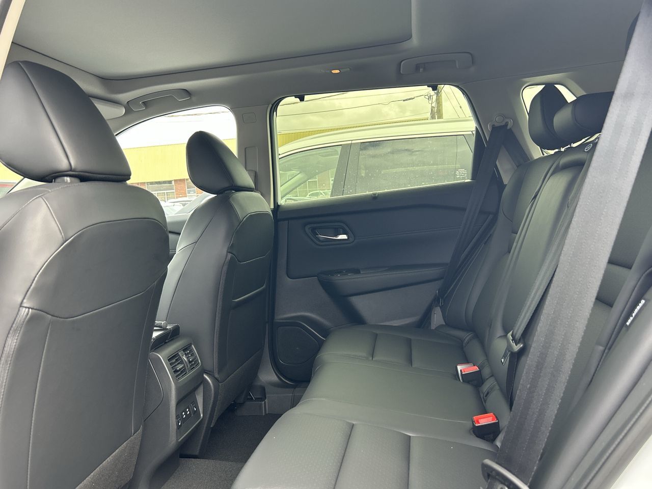 2025 Nissan Rogue in North Vancouver, British Columbia