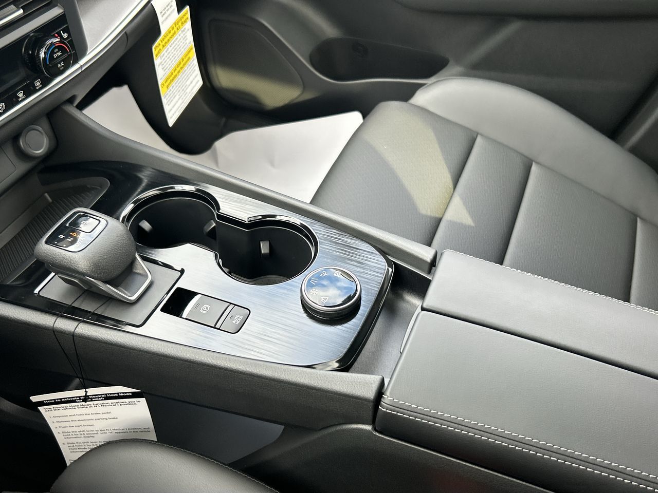 2025 Nissan Rogue in North Vancouver, British Columbia