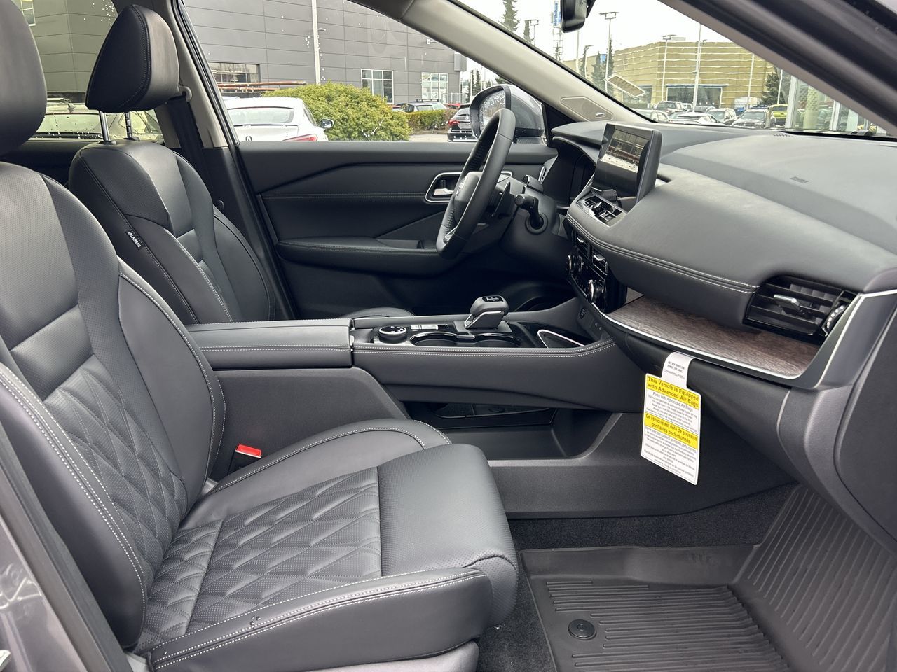 2025 Nissan Rogue in North Vancouver, British Columbia
