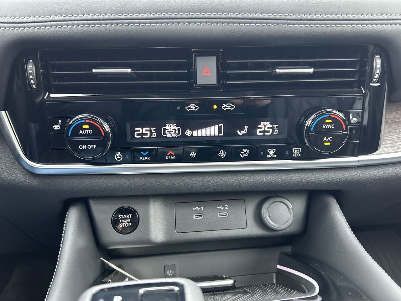 2025 Nissan Rogue in North Vancouver, British Columbia