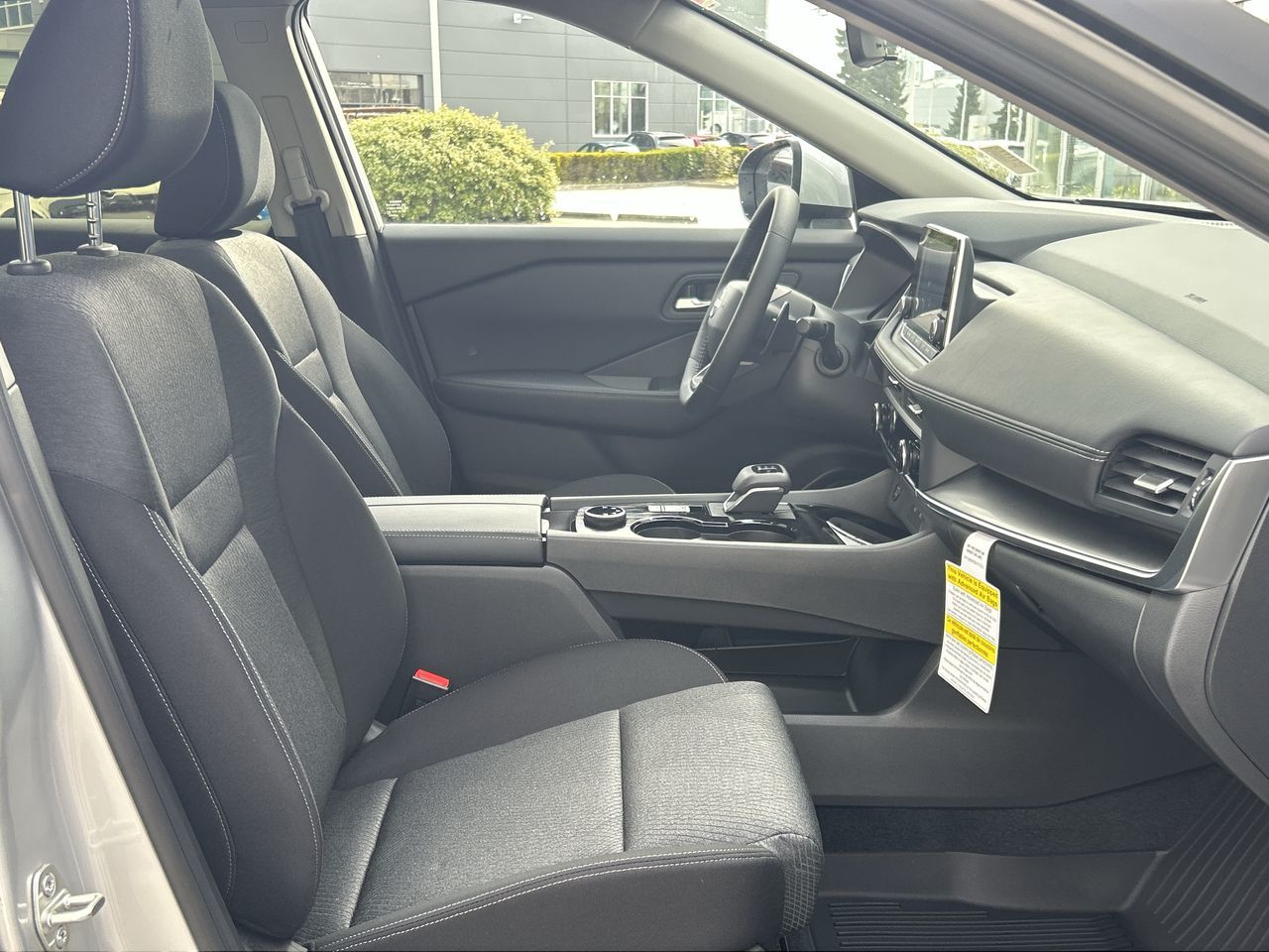 2025 Nissan Rogue in North Vancouver, British Columbia