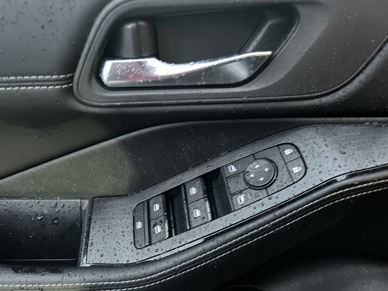 2025 Nissan Rogue in North Vancouver, British Columbia