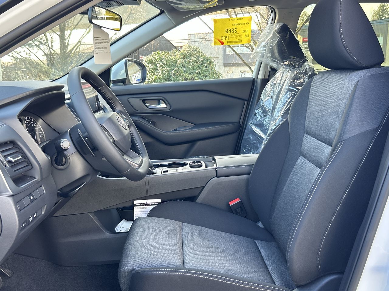 2025 Nissan Rogue in North Vancouver, British Columbia