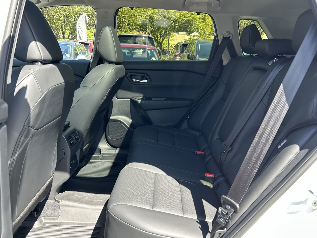 2025 Nissan Rogue in North Vancouver, British Columbia