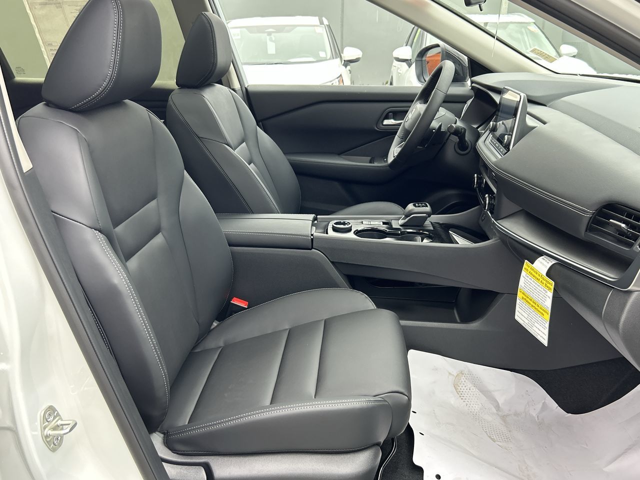 2025 Nissan Rogue in North Vancouver, British Columbia