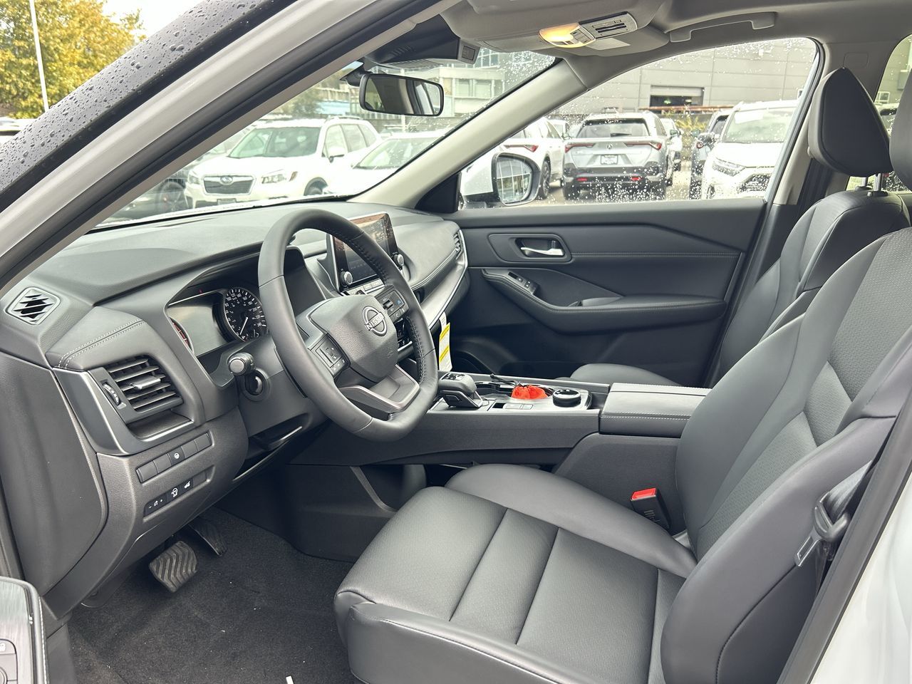 2025 Nissan Rogue in North Vancouver, British Columbia